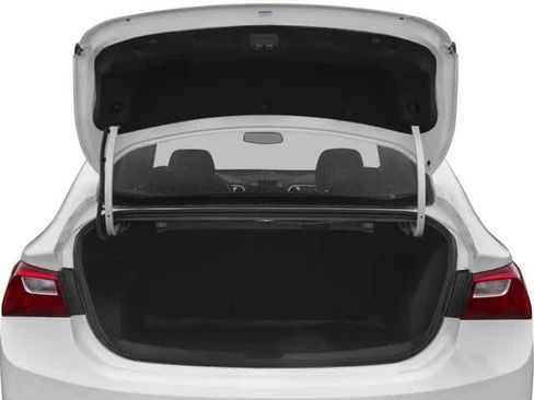 Used 2018 Chevrolet Malibu LT image 15