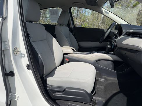 Used 2020 Honda HR-V LX image 14