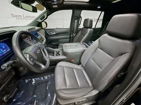 Used 2023 Chevrolet Tahoe Z71 w/ Z71 Off-Road Package AWD/4WD image 23