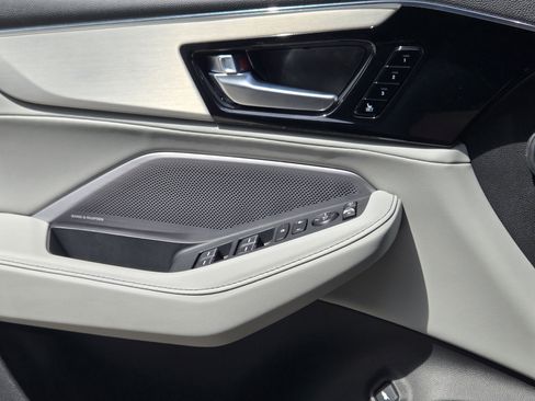 Certified 2026 Acura MDX w/ Technology Package image 23