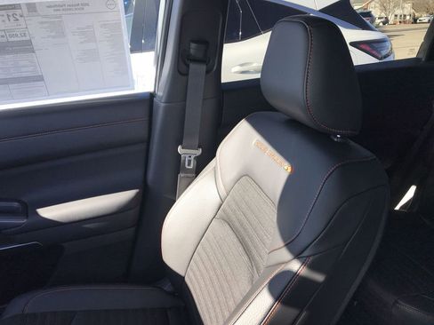 New 2026 Nissan Pathfinder SV image 24