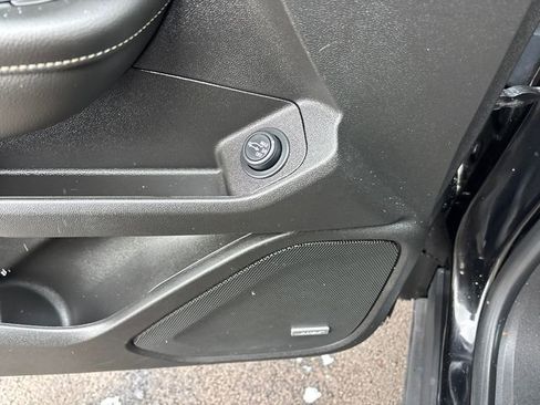 Used 2023 GMC Terrain Denali image 15