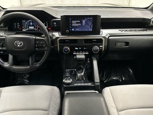 Certified 2024 Toyota Tacoma SR5 AWD/4WD image 26