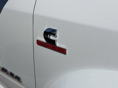 New 2026 RAM 5500 4x4 Crew Cab w/ Laramie Trim Package image 7