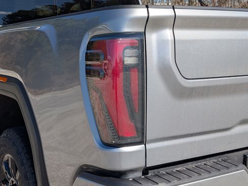 New 2026 GMC Sierra 2500 AT4 w/ AT4 Premium Plus Package image 11