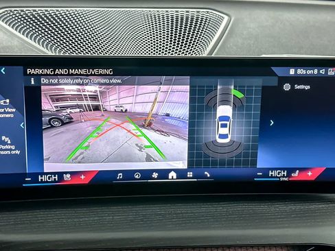 Used 2025 BMW 330i xDrive Sedan w/ Convenience Package image 19