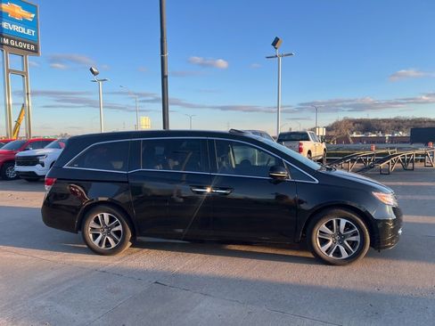 Used 2016 Honda Odyssey Touring Elite image 8