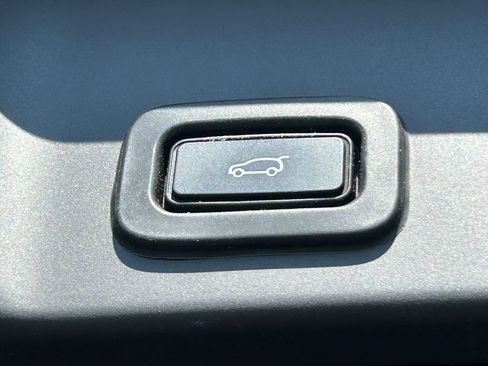 Used 2020 Land Rover Range Rover Evoque SE AWD/4WD image 33