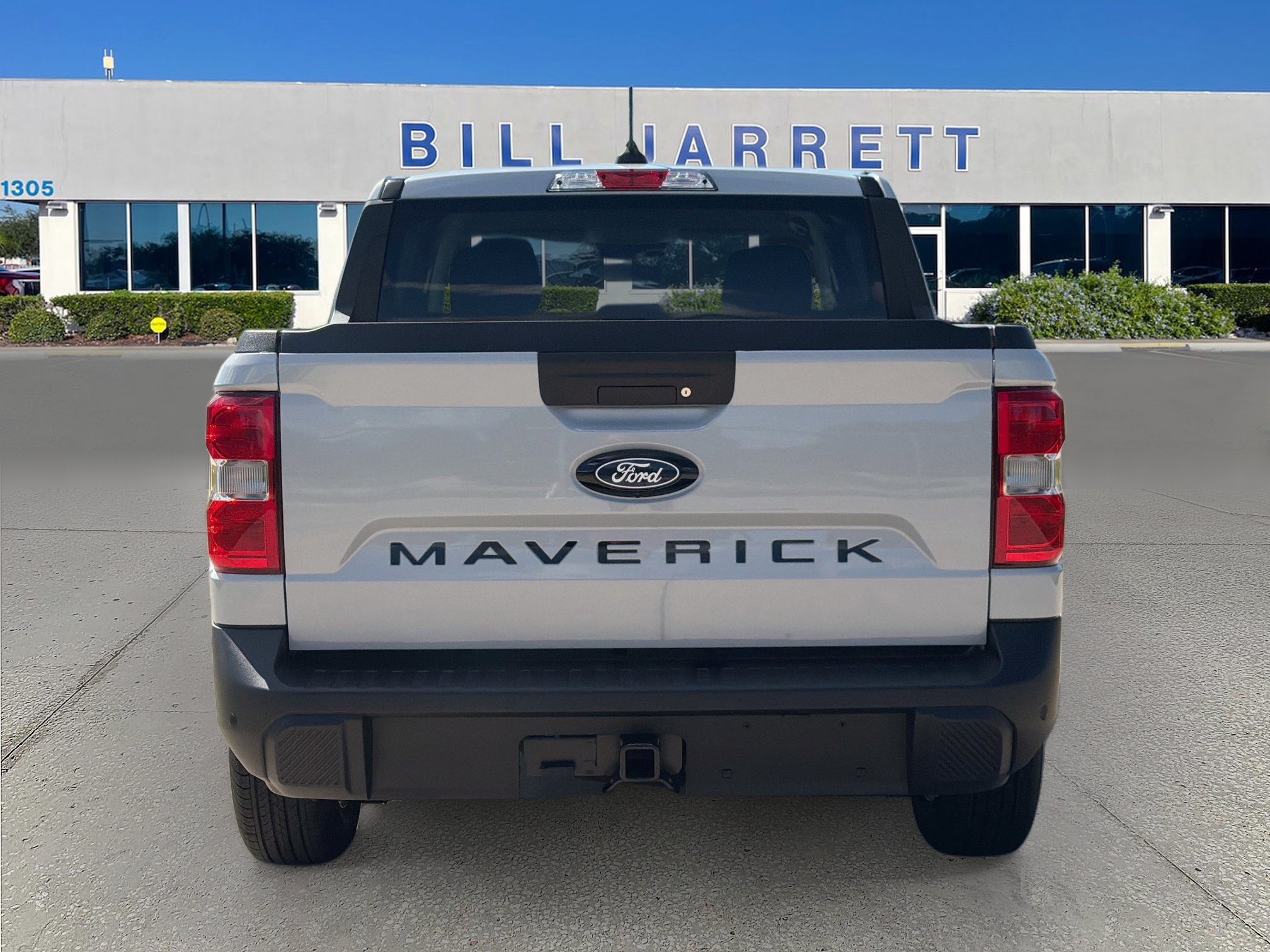 New 2026 Ford Maverick XLT w/ XLT Luxury Package FWD image 5