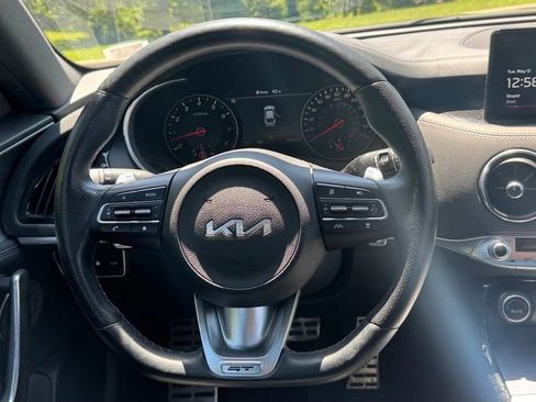Used 2023 Kia Stinger GT2 AWD/4WD image 13