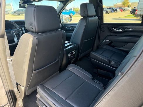 Used 2023 GMC Yukon Denali image 19