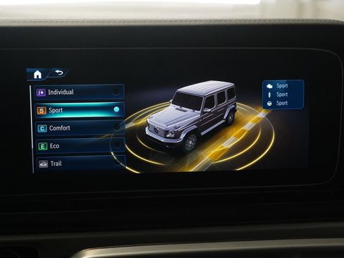 Certified 2025 Mercedes-Benz G 550 image 24