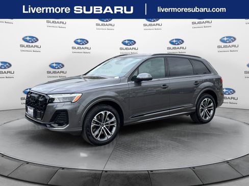 Used 2025 Audi Q7 2.0T Premium Plus w/ Premium Plus Package AWD/4WD image 1