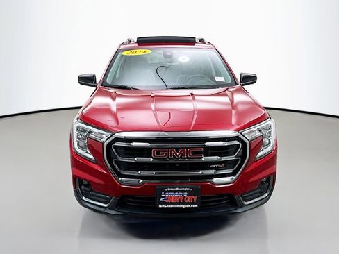 Used 2024 GMC Terrain AT4 w/ Infotainment Package II image 2
