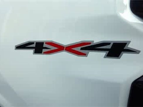 New 2025 Chevrolet Colorado LT w/ LT Convenience Package image 11