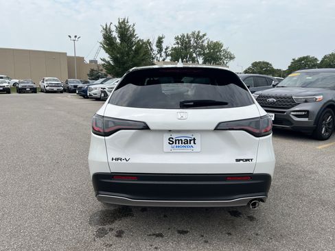 Certified 2026 Honda HR-V Sport image 10