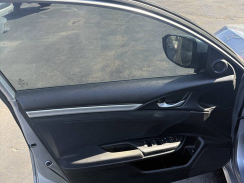 Used 2016 Honda Civic EX-T image 7