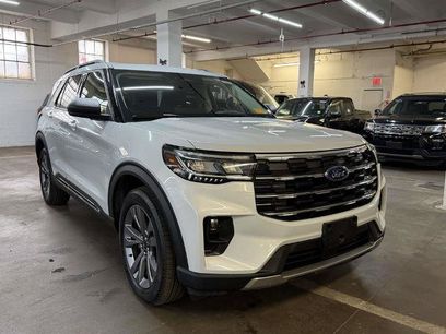 Certified 2025 Ford Explorer Active w/ Active Comfort Package