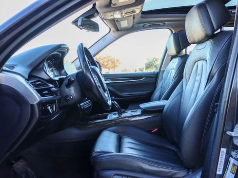 Used 2014 BMW X5 xDrive50i image 24