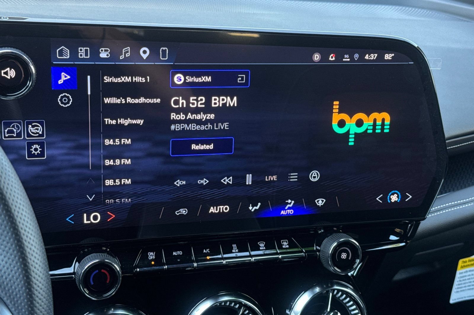 Used 2026 Chevrolet Blazer EV LT FWD image 26
