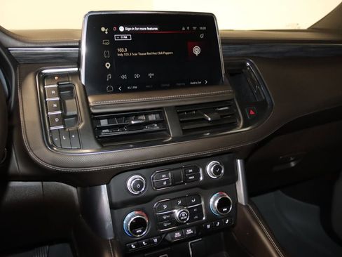 Used 2023 GMC Yukon XL SLT w/ SLT Premium Package AWD/4WD image 59