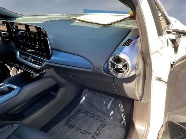 Certified 2024 Chevrolet Equinox EV LT w/ LPO, Active Package FWD image 28