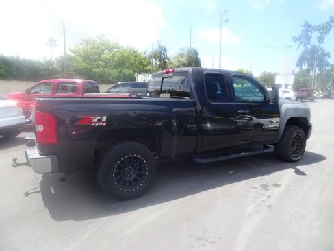 Used 2009 Chevrolet Silverado 1500 LT w/ Power Pack Plus image 3