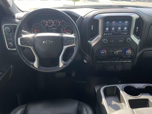 Used 2021 Chevrolet Silverado 1500 RST image 12