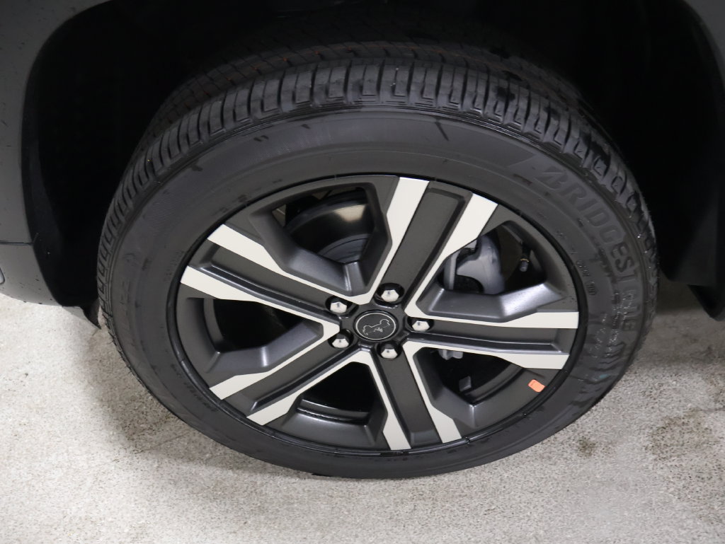 New 2027 Jeep Grand Cherokee Limited AWD/4WD image 8
