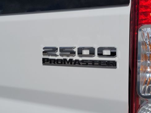 Used 2025 RAM ProMaster 2500 w/ U-Haul Equipment Group FWD image 29