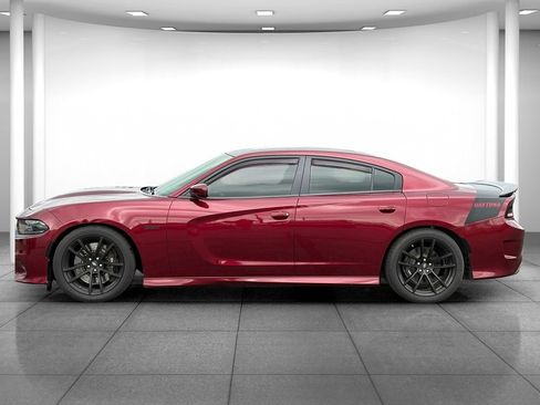 Used 2017 Dodge Charger R/T RWD image 4