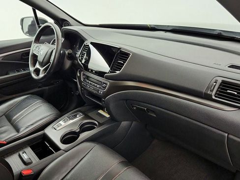 Used 2023 Honda Passport TrailSport image 26