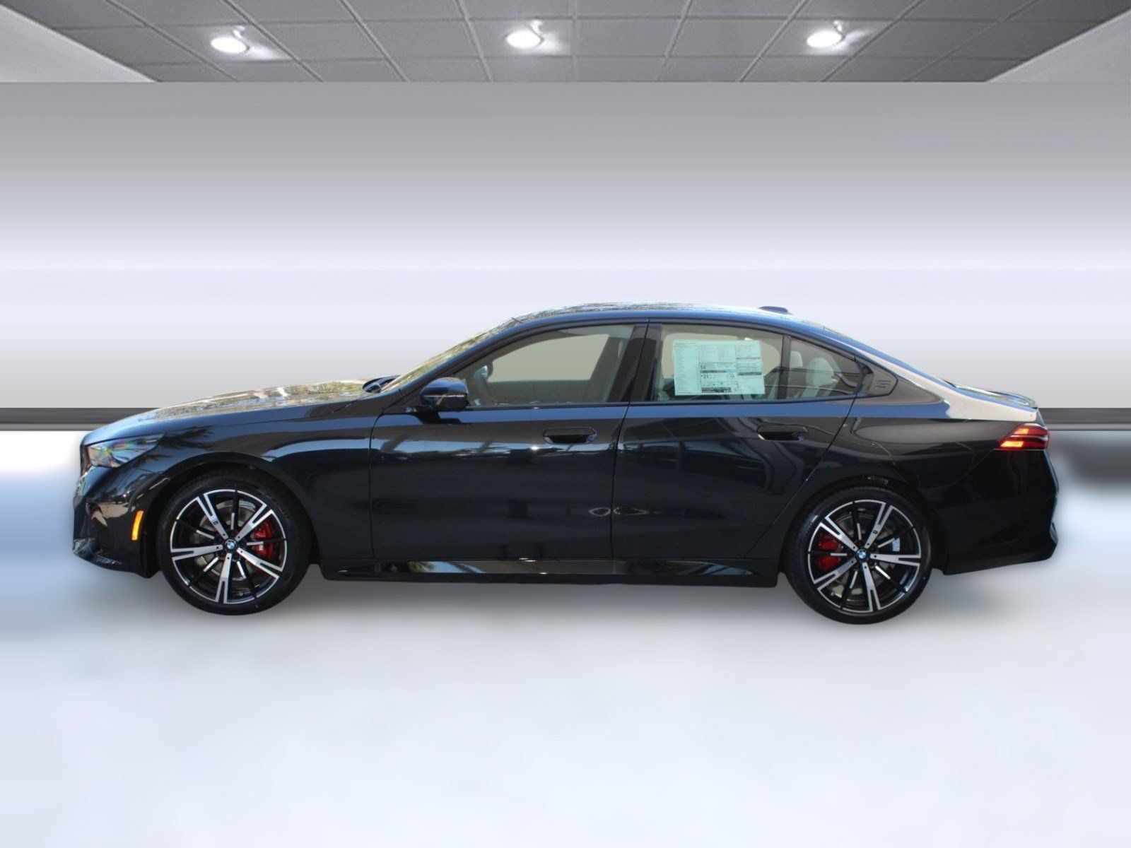 Used 2026 BMW 530i w/ M Sport Package RWD image 2