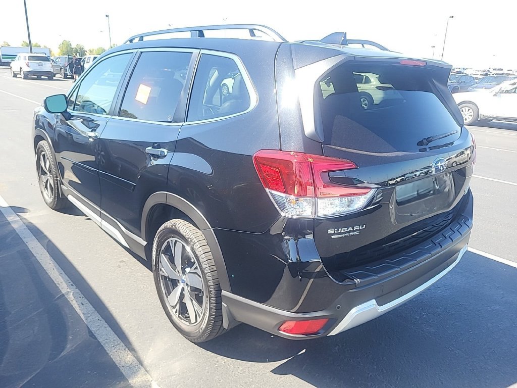 Used 2019 Subaru Forester Touring AWD/4WD image 2