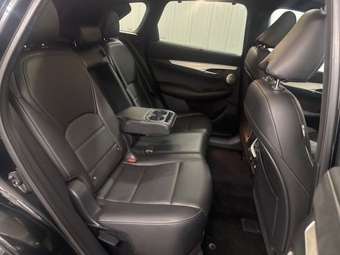 Used 2019 INFINITI QX50 Essential w/ Sensory Package image 34