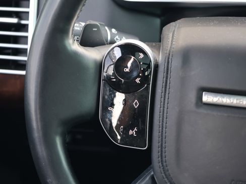Used 2022 Land Rover Range Rover Westminster Edition image 18