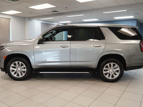 Used 2024 Chevrolet Tahoe Premier w/ Premium Package 2 AWD/4WD image 2