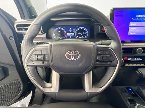 New 2025 Toyota Tacoma TRD Sport image 17