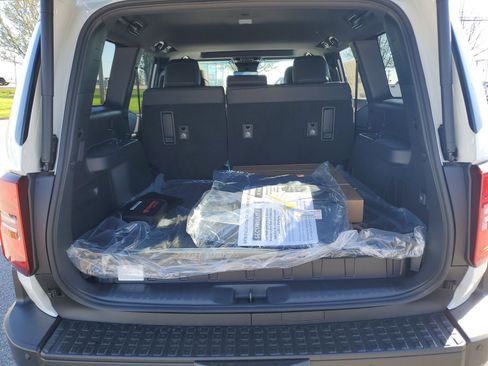 New 2026 Toyota Land Cruiser image 9