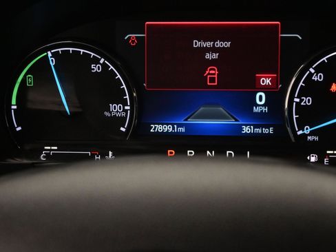 Used 2023 Ford Maverick Lariat w/ Lariat Luxury Package FWD image 20