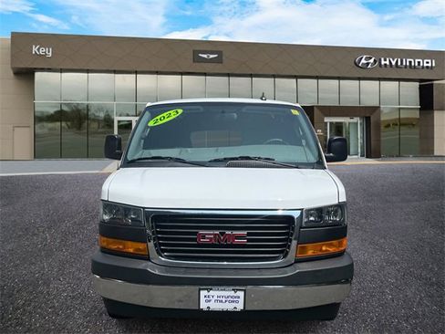 Used 2023 GMC Savana 2500 w/ Driver Convenience Package image 2