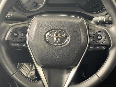 Certified 2024 Toyota Venza LE image 14