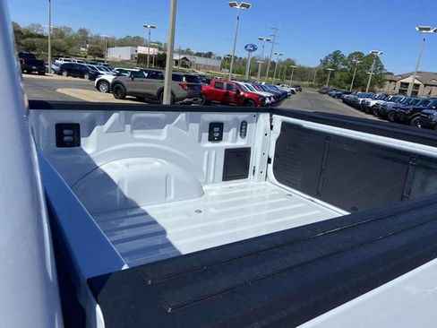 New 2026 Ford F150 XLT w/ Equipment Group 302A MID AWD/4WD image 8