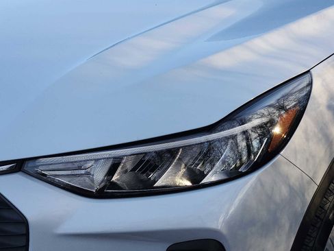 Used 2025 Ford Escape Active image 9