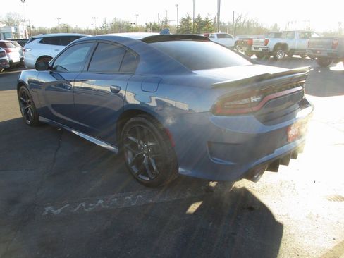 Used 2022 Dodge Charger R/T w/ Blacktop Package image 7