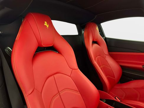 Used 2019 Ferrari 488 GTB RWD image 28