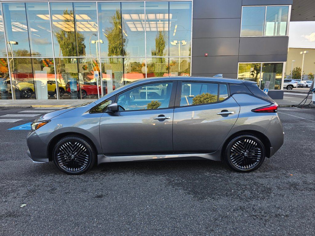 Used 2023 Nissan Leaf SV Plus FWD image 8