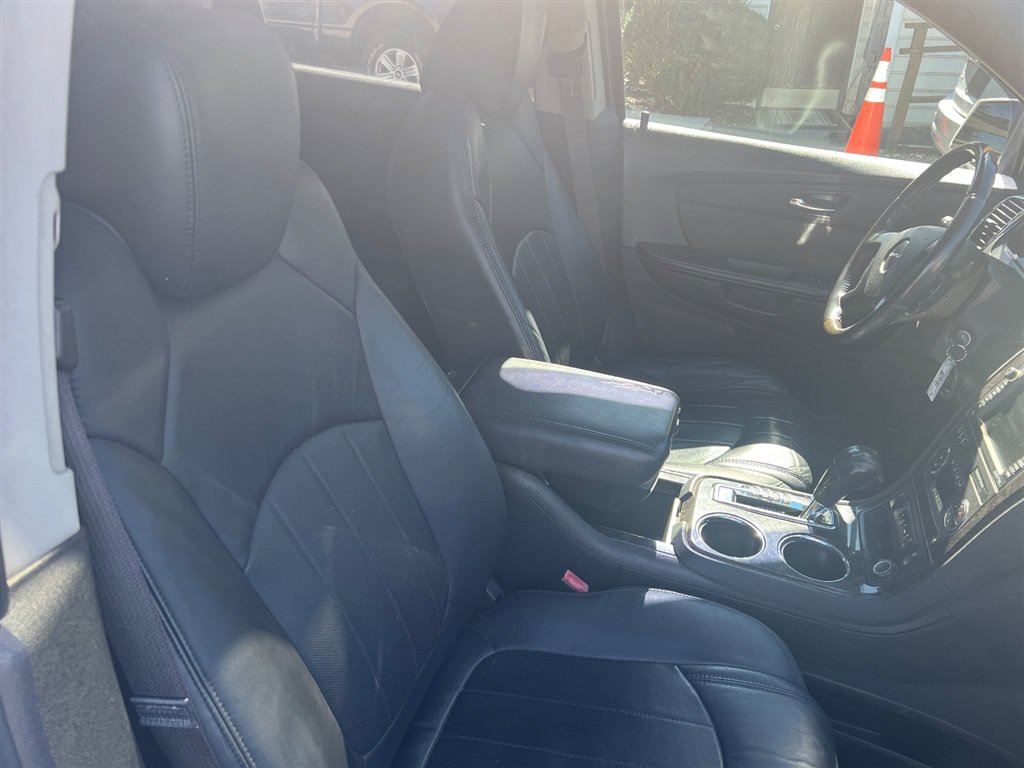 Used 2012 GMC Acadia Denali AWD/4WD image 13