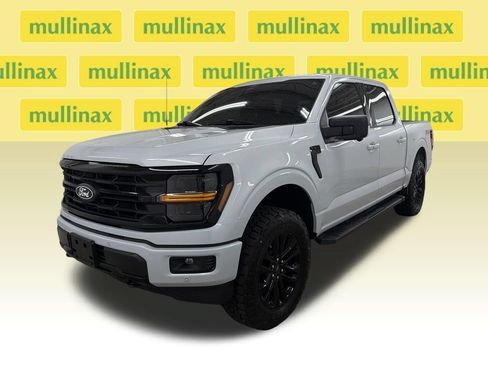 Used 2025 Ford F150 XLT w/ Equipment Group 303A High AWD/4WD image 13