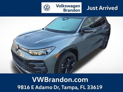 Used 2025 Volkswagen Tiguan SE R-Line